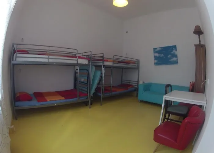 Mandarin * Budapeszt